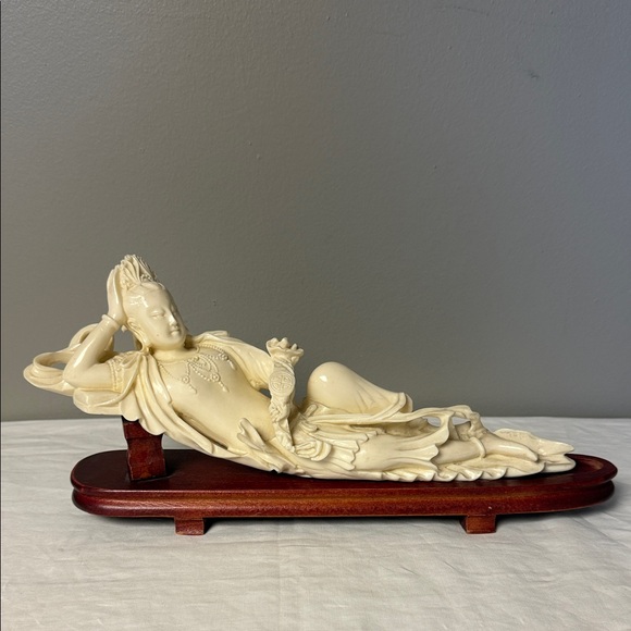 Vintage Resin Reclining Goddess Sculpture on Wood Base 14.5in